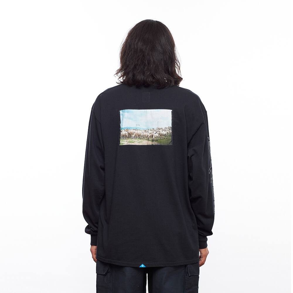 Liberaiders M.A.W L/S TEE BLACK 21FA-Iの画像