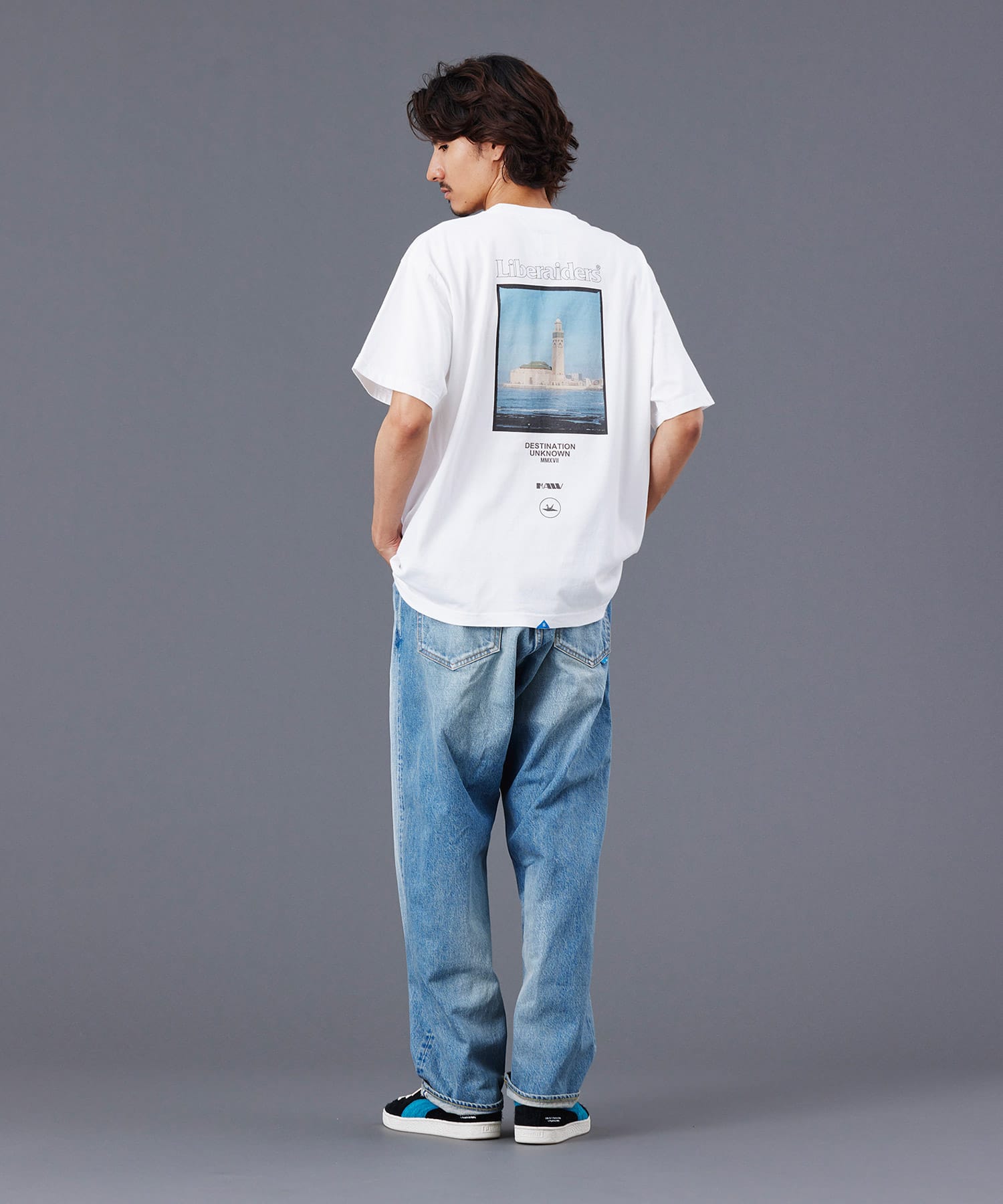 LIBERAIDERS MAW PHOTO TEE WHITEの画像