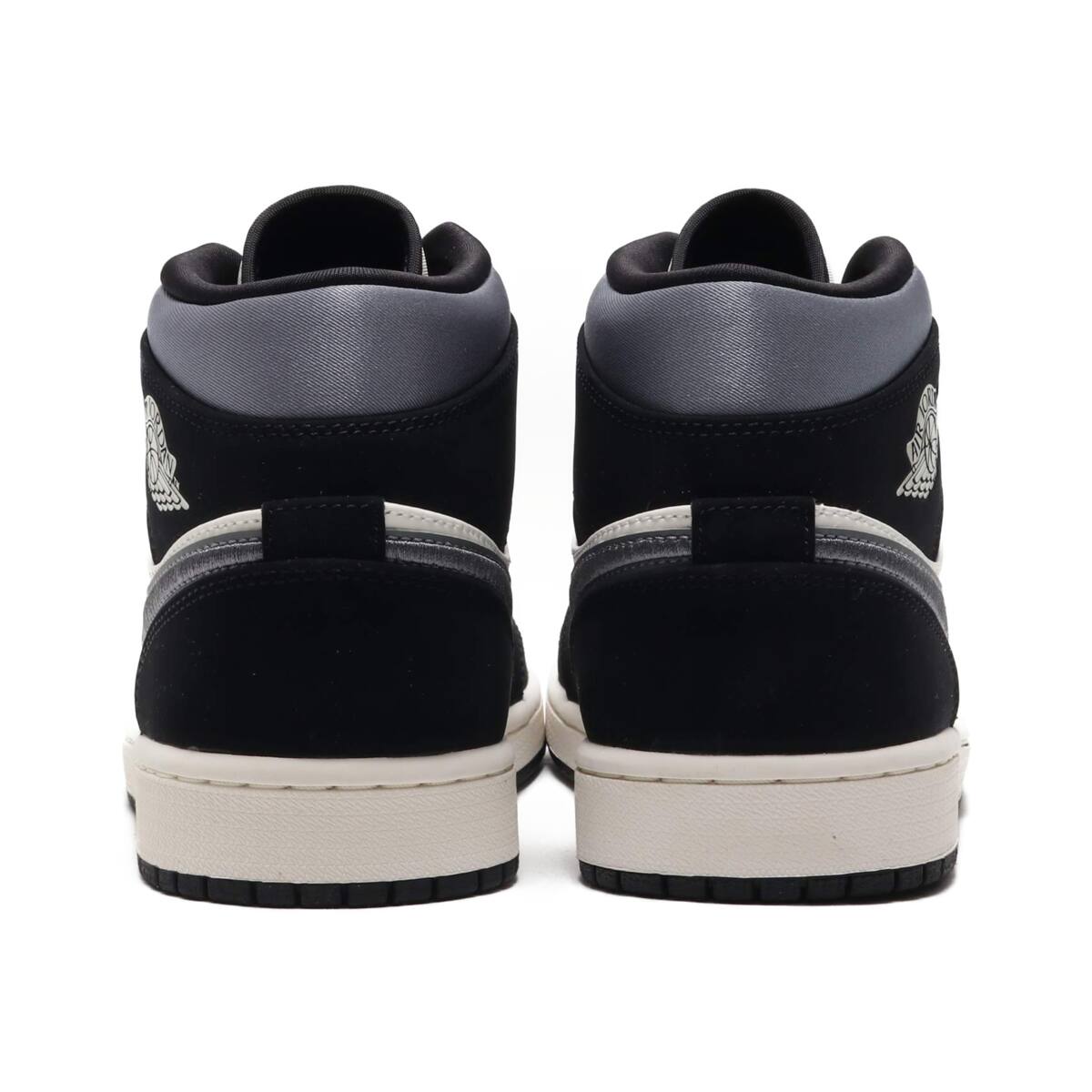 JORDAN BRAND AIR JORDAN 1 MID SE BLACK/SMOKE GREY-SAIL 20SP-S