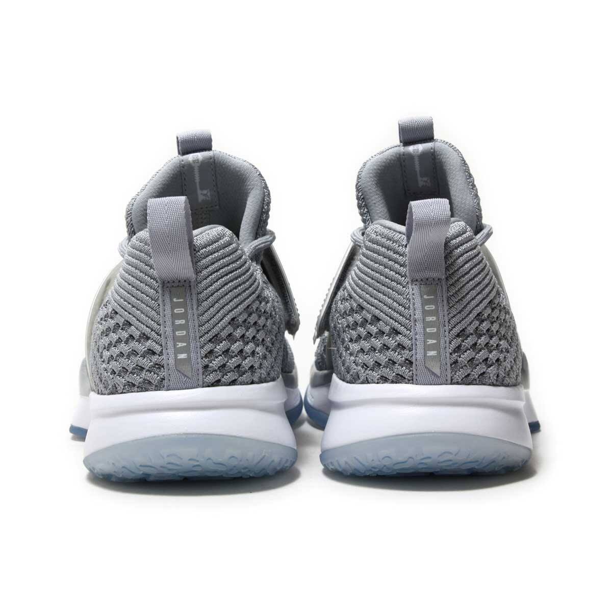 JORDAN BRAND JORDAN TRAINER 2 FLYKNITWOLF GREY/METALLIC