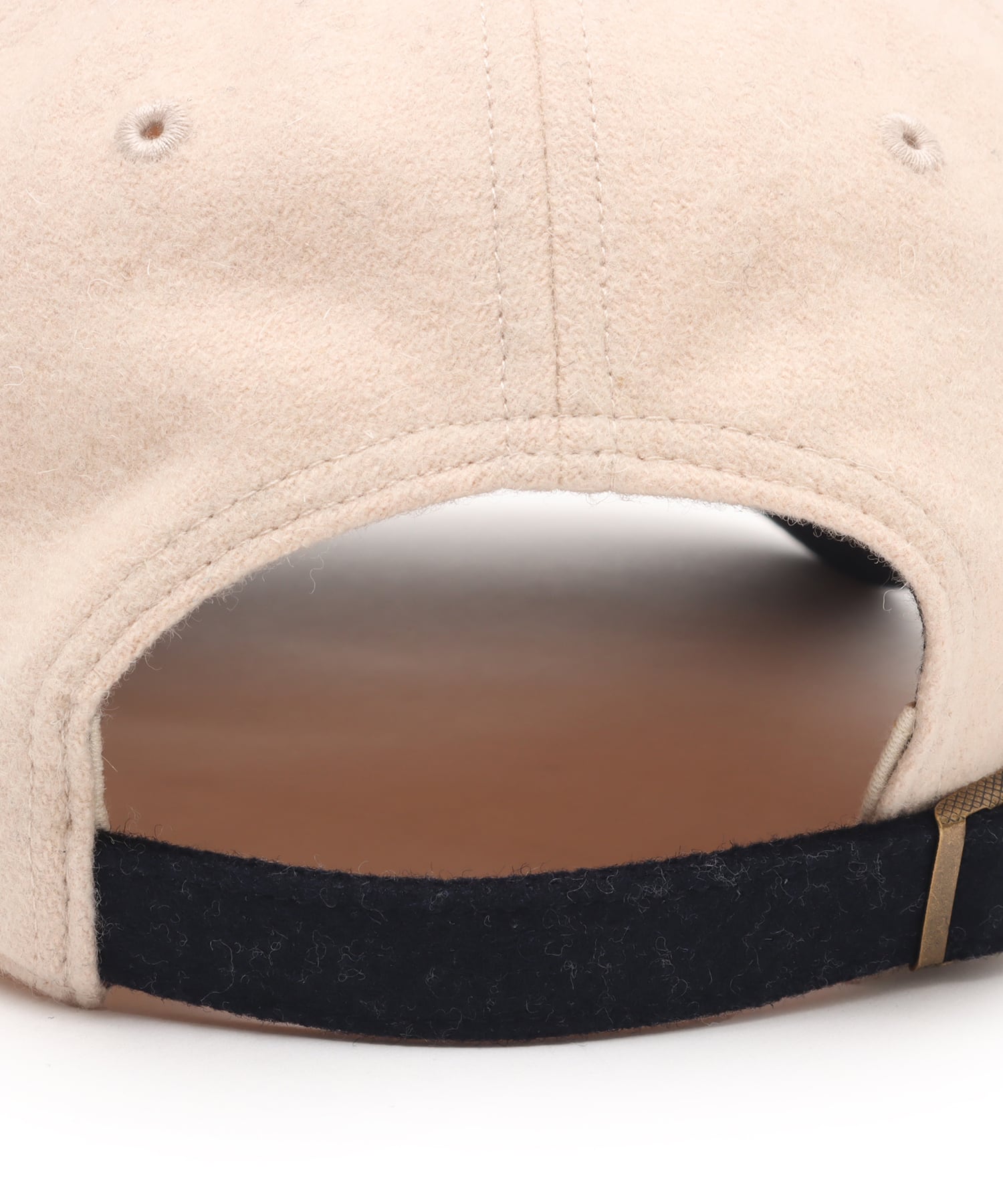 SPORTY＆RICH Yankees Serif Wool Hat Ecru/Dark Navyの画像