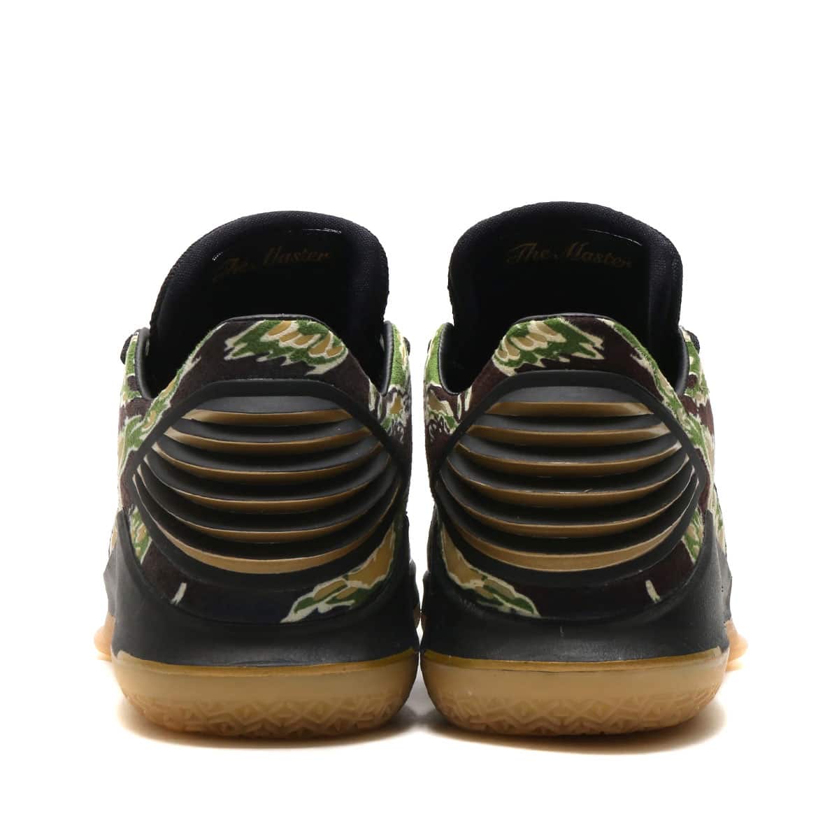 JORDAN BRAND AIR JORDAN XXXII LOW PF BLACK/METALLIC GOLD-GUM