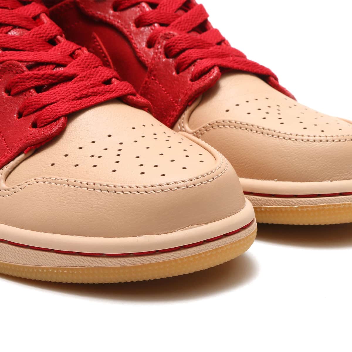 JORDAN BRAND WMNS AIR JORDAN 1 RET HI PREM  GYM RED/METALLIC GOLD-VACHETTA TANの画像