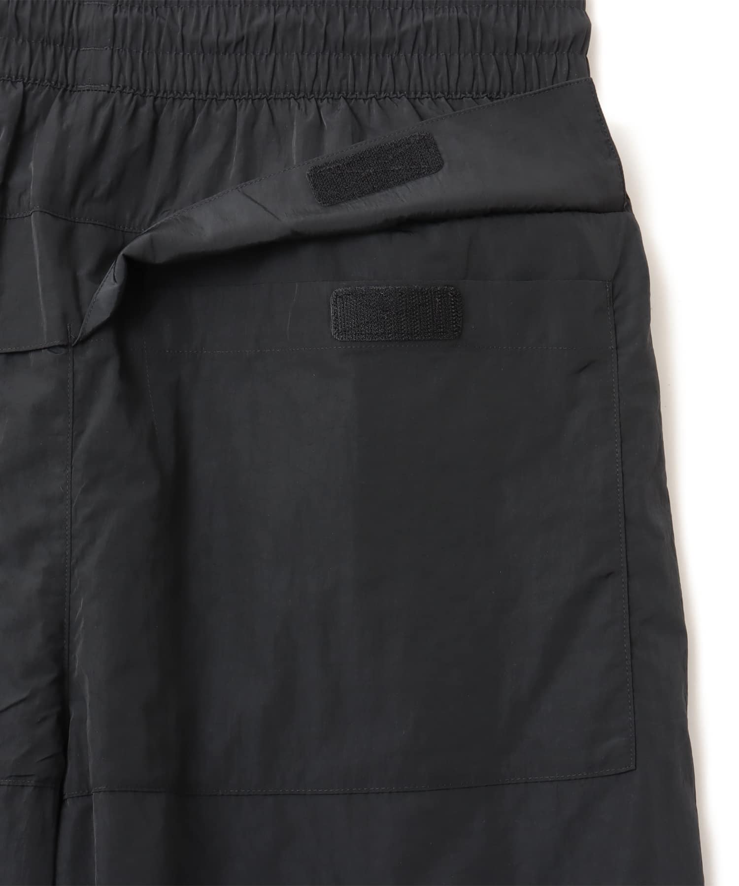 New Balance NB GREY SHORTS 8 INCH ブラックの画像