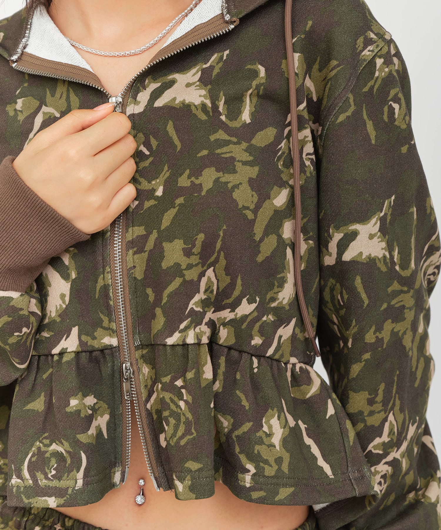 atmos pink Peplum Zip Hoodie CAMOUFLAGEの画像