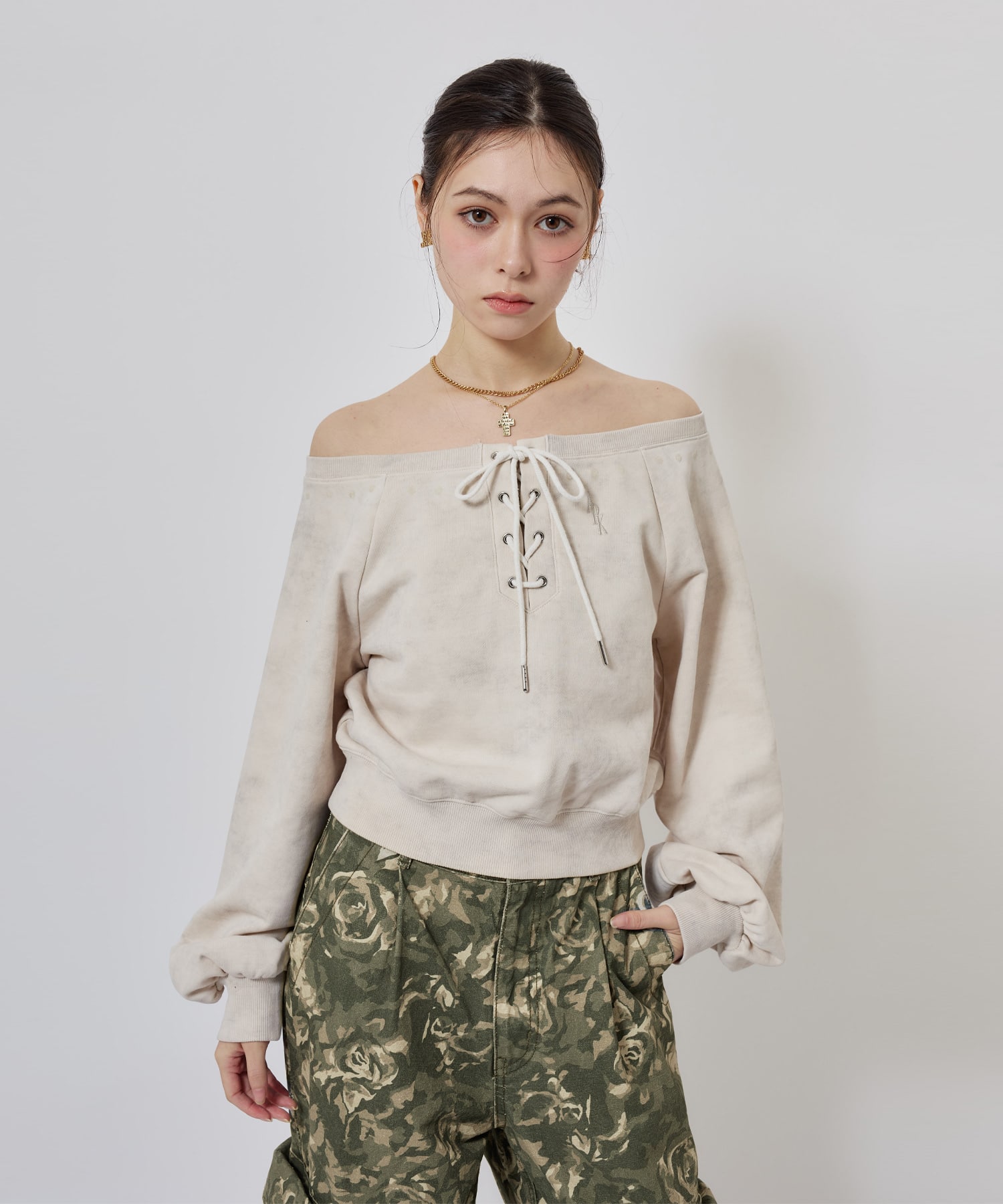 atmos pink Lace-up Sweat Top WHITEの画像