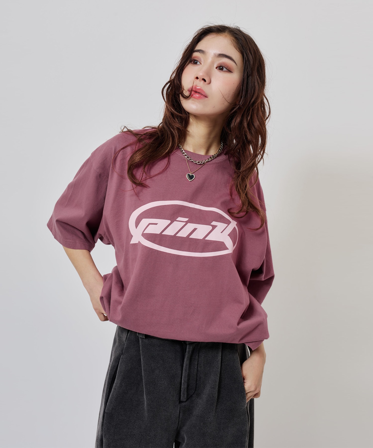atmos pink Oval Logo T-shirt PINKの画像