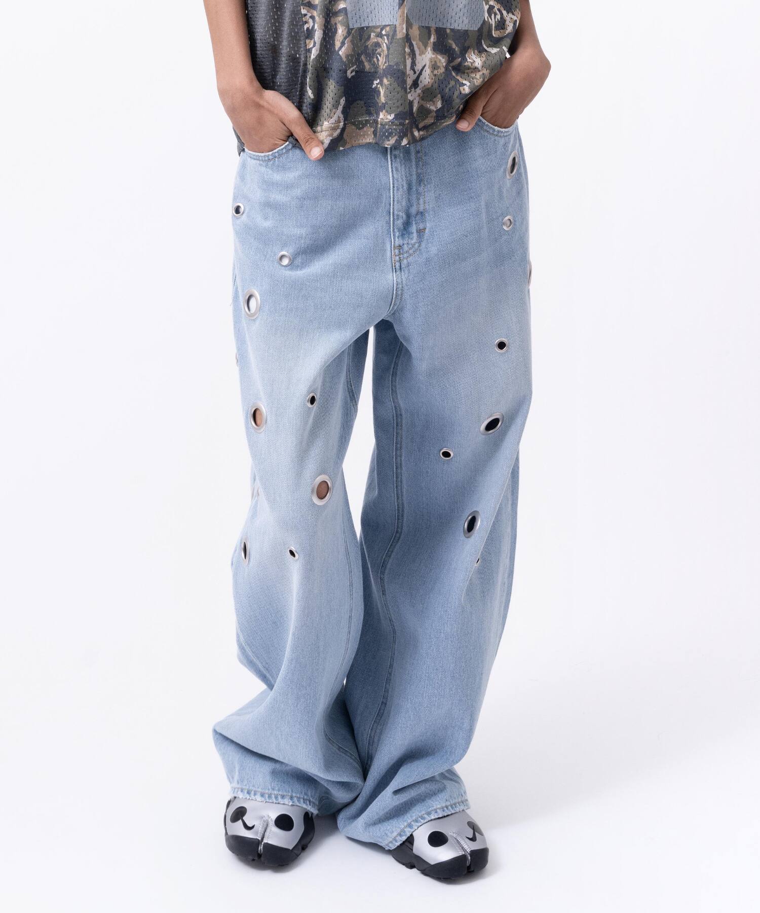 atmos pink Eyelet Denim Pants LIGHT BLUEの画像