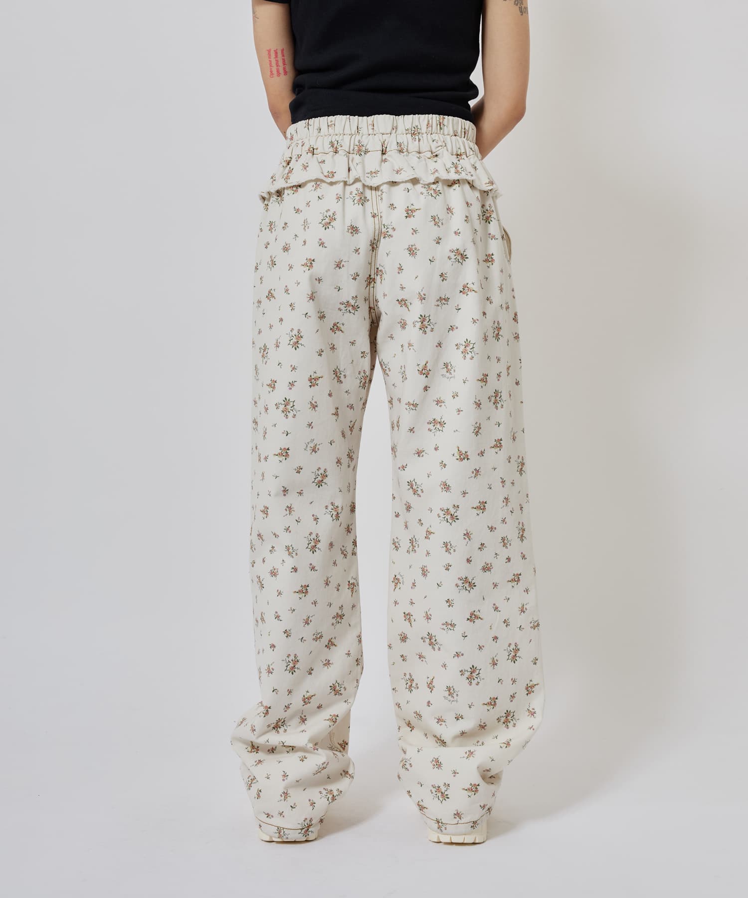 atmos pink Floral Double Knee Frill Pants WHITEの画像