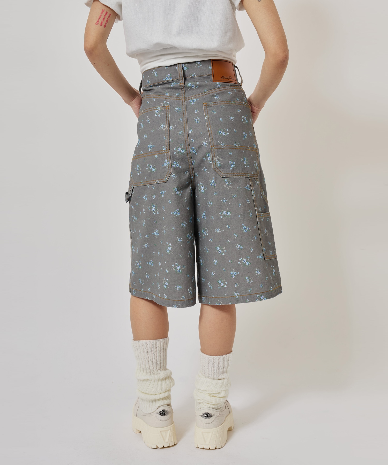 atmos pink Floral Work Half Pants BLACKの画像