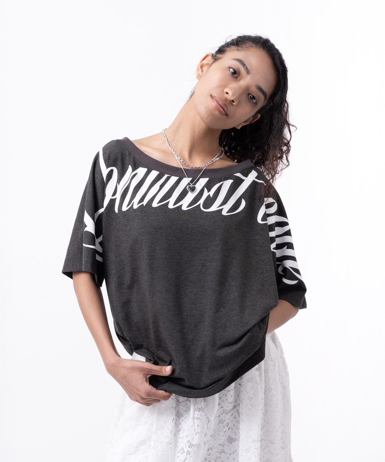 atmos pink Big Logo T-shirt BLACKの画像