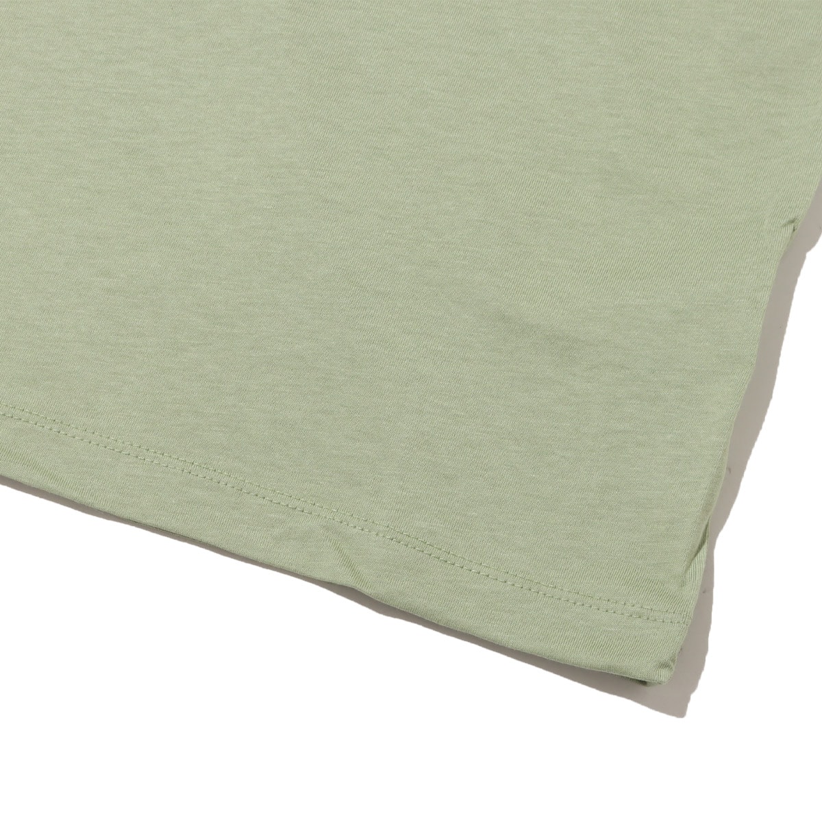 NIKE AS M NSW CLUB TEE OIL GREEN 23FA-Iの画像
