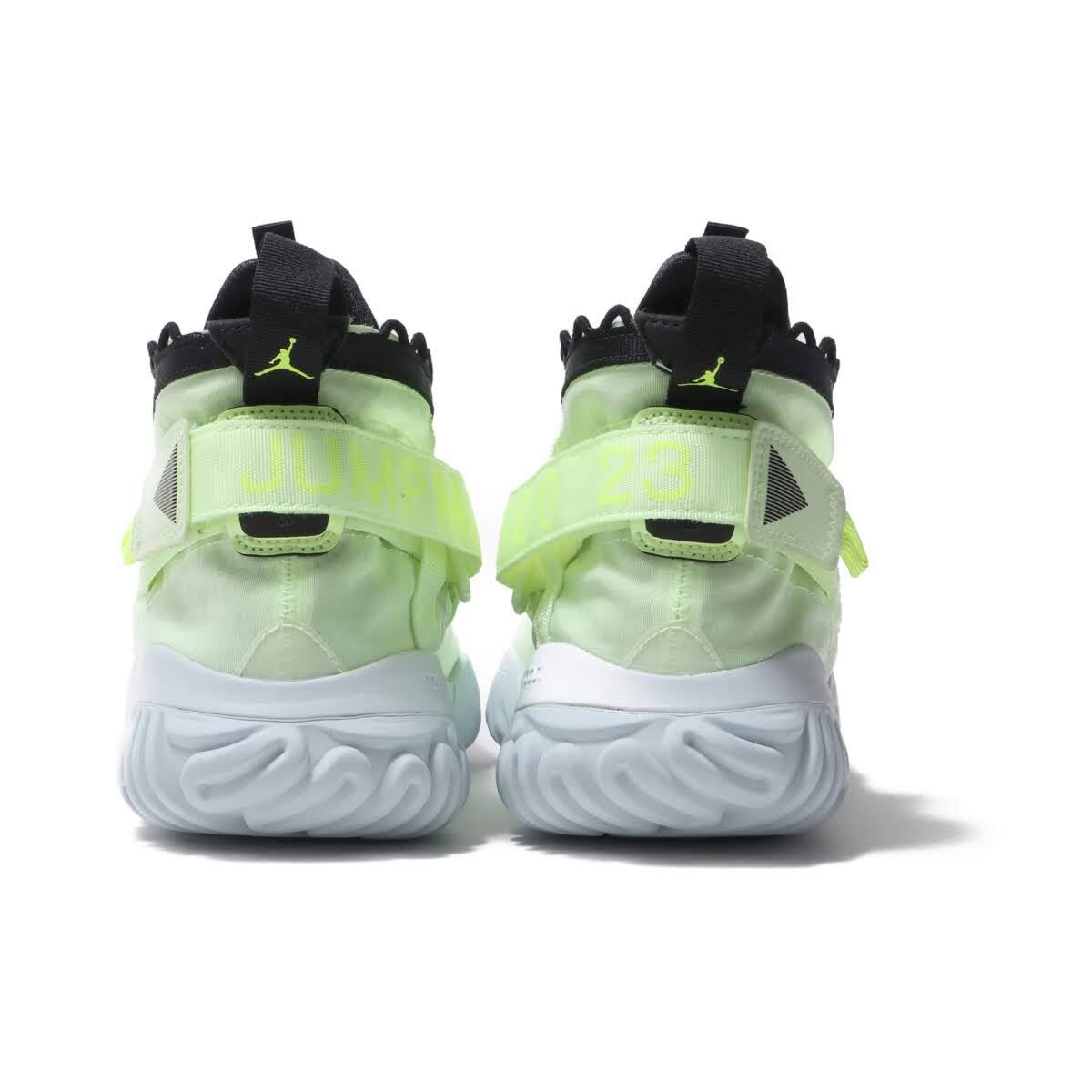 JORDAN BRAND JORDAN PROTO-REACT BARELY VOLT/PURE PLATINUM-BLACK 19FA-Iの画像