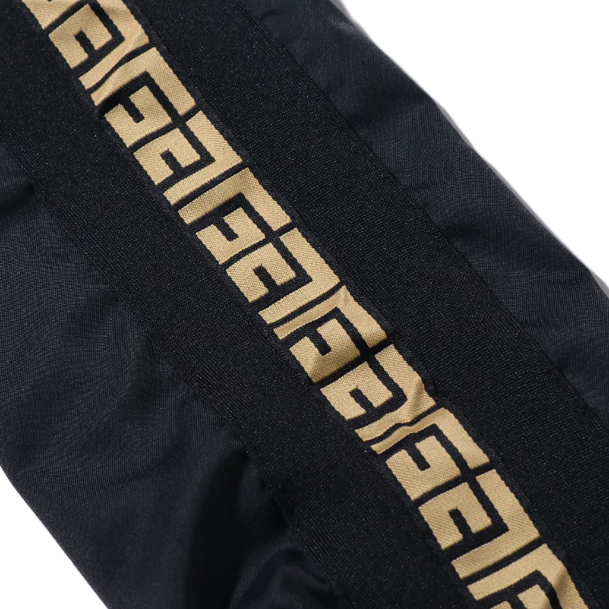 NIKE AS GIANNIS M NK TRACK JACKET C BLACK/METALLIC GOLD 19FA