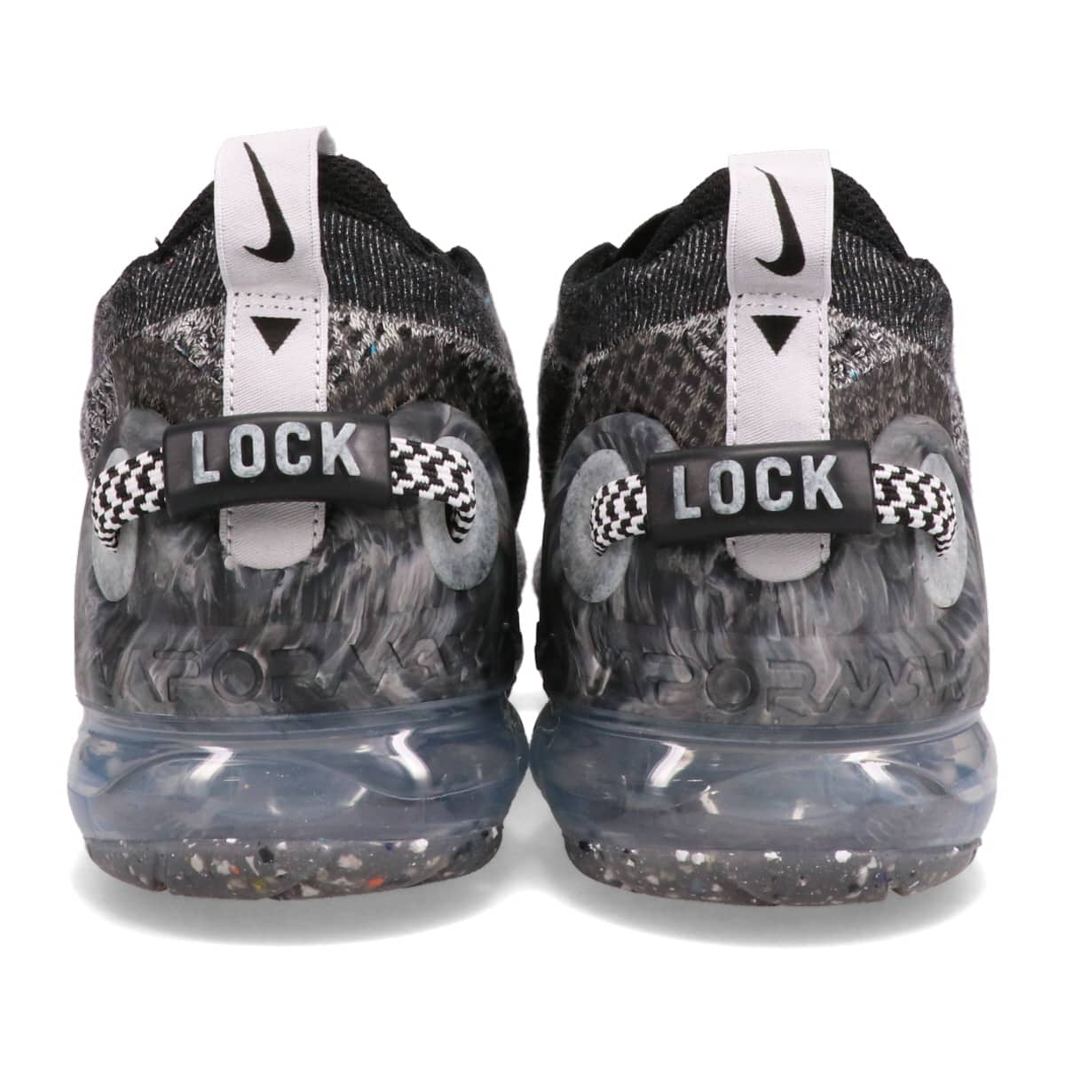 Atmos vapormax clearance