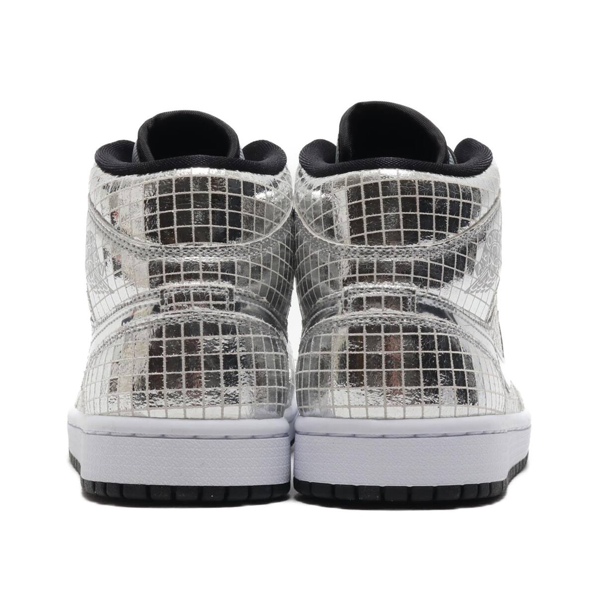 NIKE W AIR JORDAN 1 MID SE