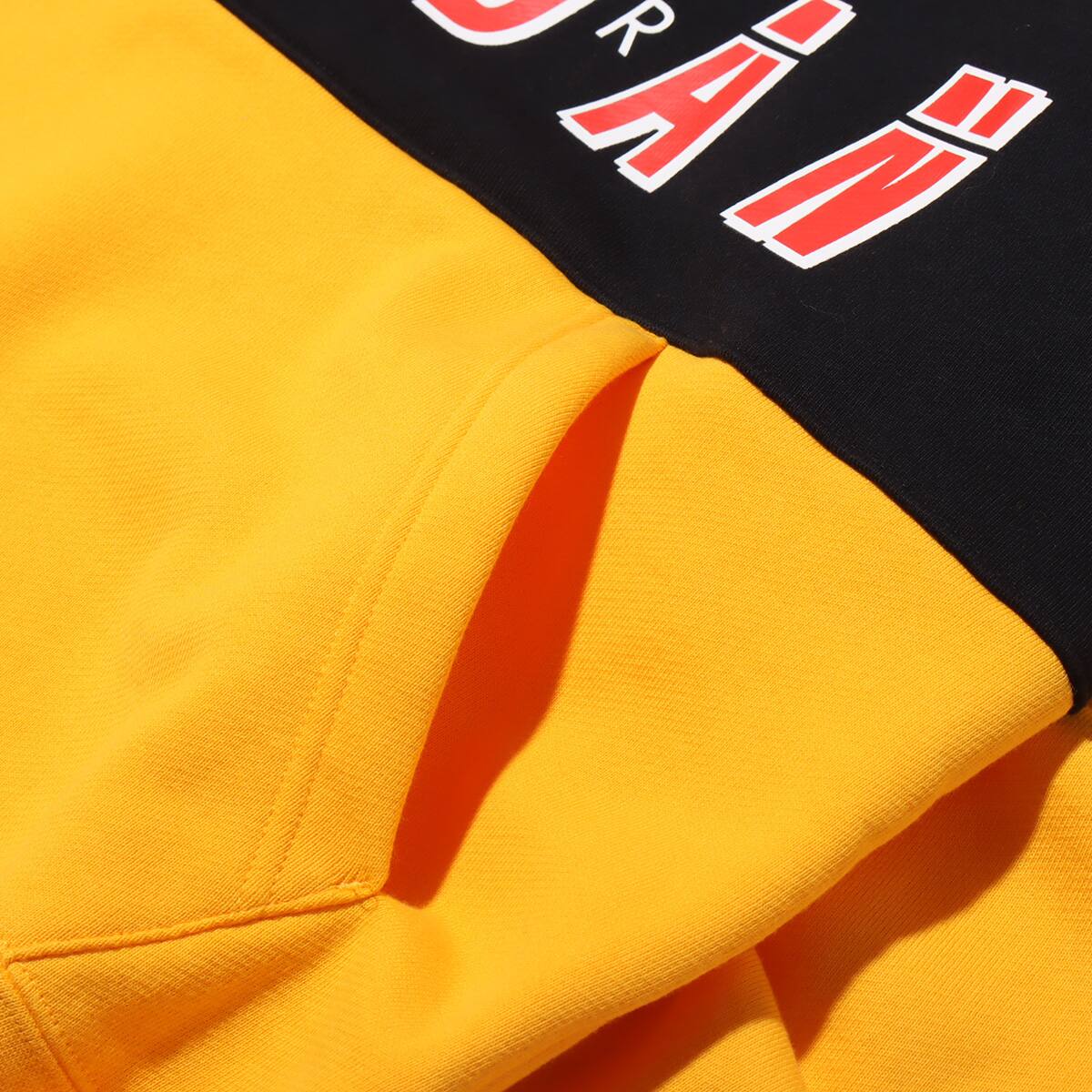 JORDAN BRAND AS M J SPRT DNA PO HOODIE CHILE RED/UNIVERSITY GOLD/BLACK/BLACK 21SP-Iの画像