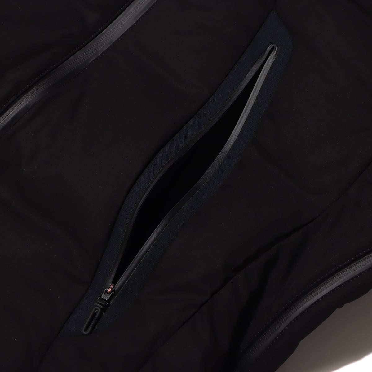 DESCENTE MIZUSAWA DOWN JACKET "MOUNTAINEER" BLACKの画像