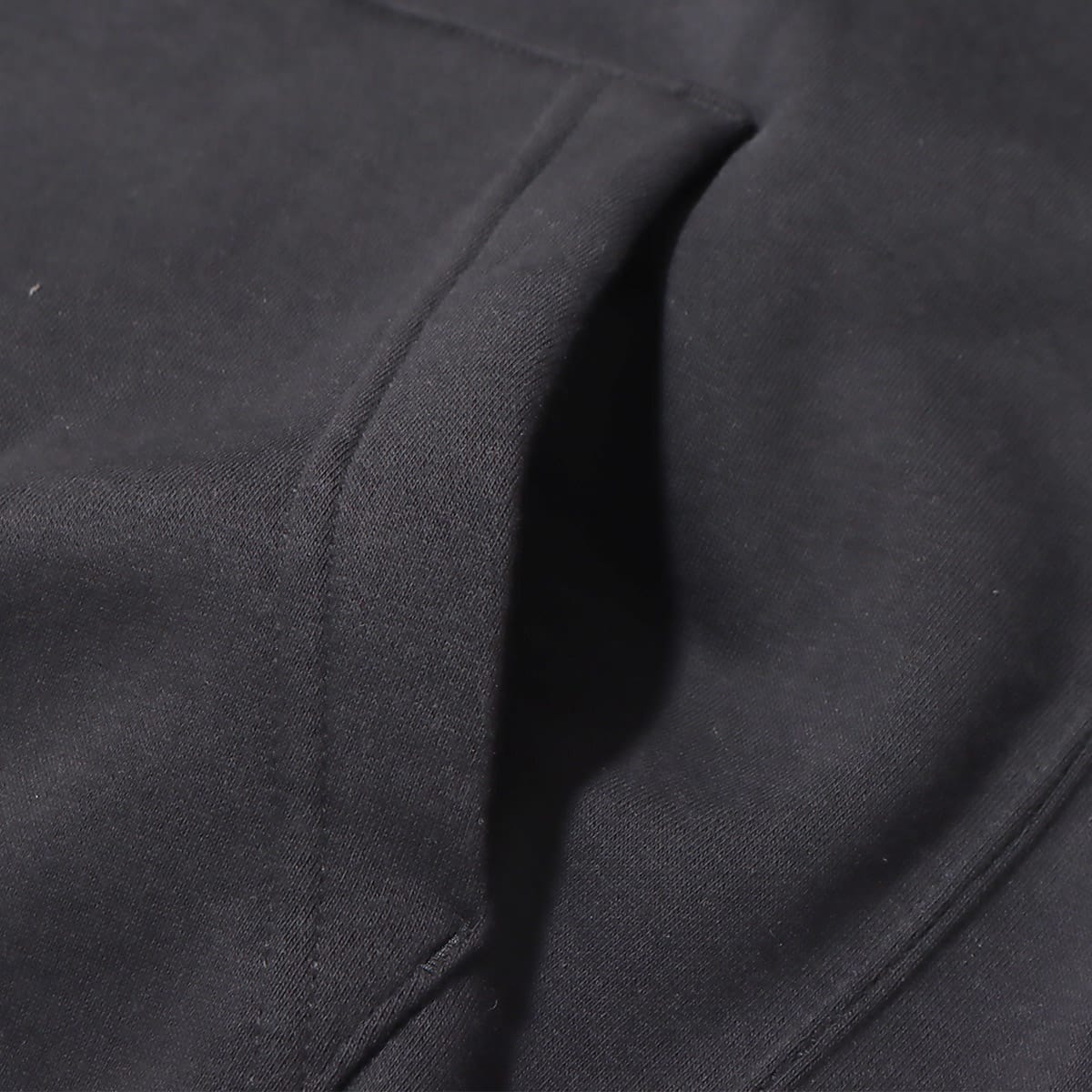 NIKE AS M NSW KEEP IT CLEAN PO HDY BLACK 21HO-Iの画像