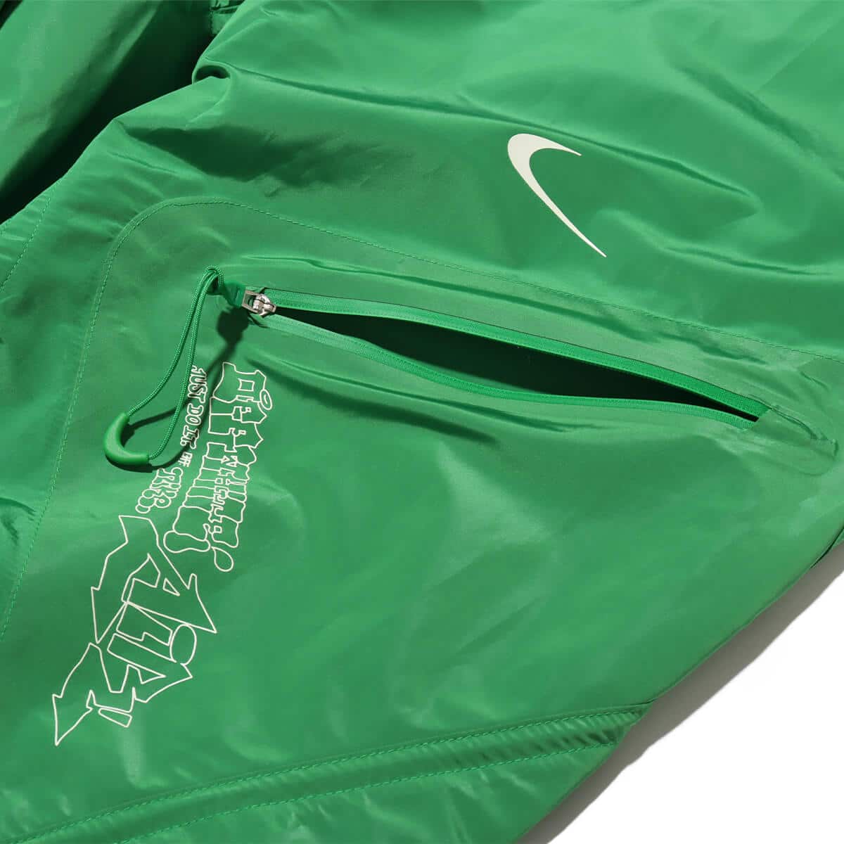 NIKE AS U NRG MC PANT KELLY GREENの画像
