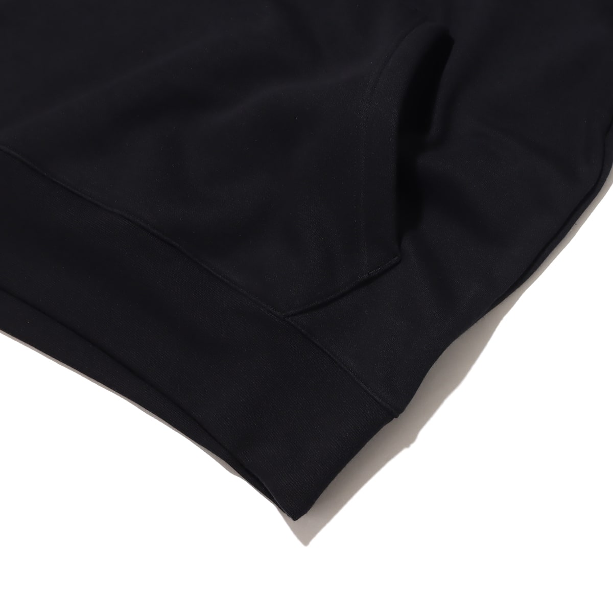 JORDAN BRAND AS M J NTR LUKA GLTCH PO HOODIE BLACK 22FA-Sの画像