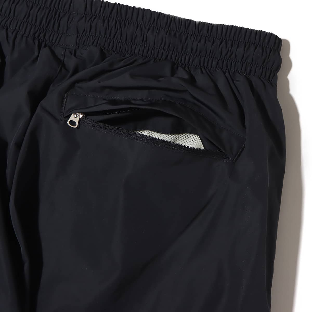 NIKE AS M NK SWOOSH WVN PANT BLACK/COCONUT MILK/BLACK 23FA-I