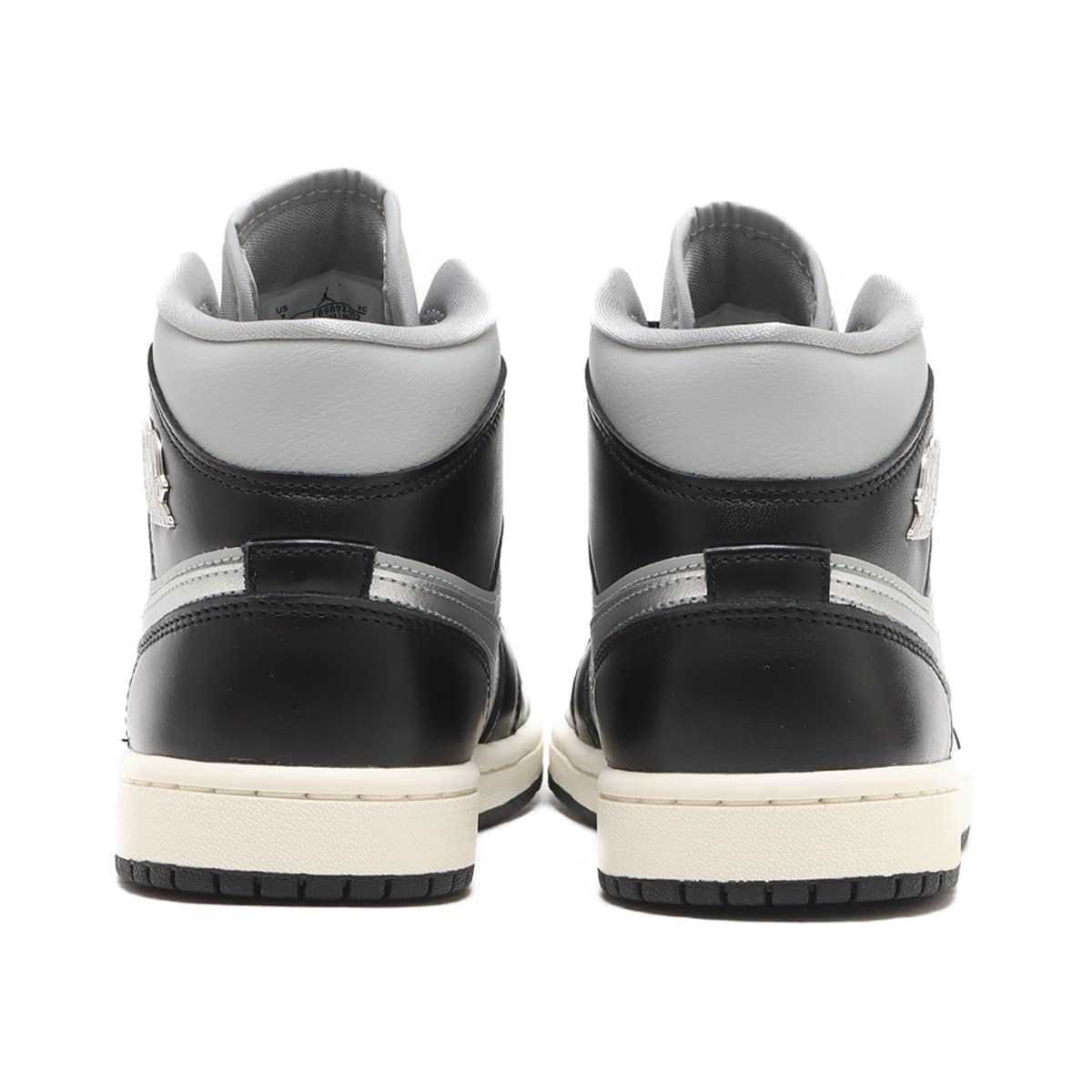 JORDAN BRAND WMNS AIR JORDAN 1 MID SE BLACK/METALLIC SILVER-LT ...