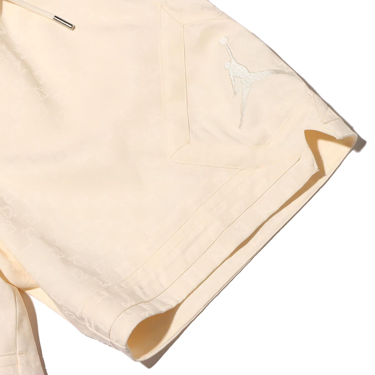 JORDAN BRAND AS M J ESS STMT DMND AOJ SHORT PALE IVORY/PALE IVORY 23SU-Iの画像