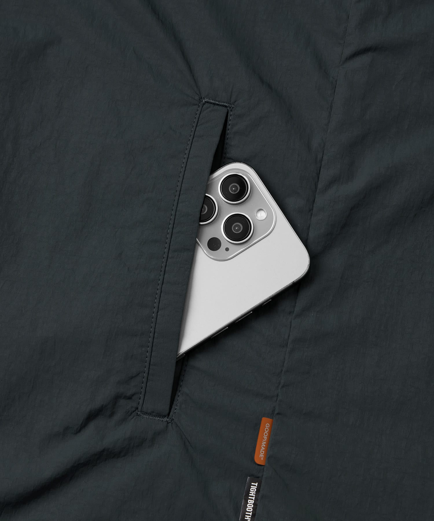 GOOPiMADE x TIGHTBOOTH Tech Uniform Zip Shirt OLIVEの画像