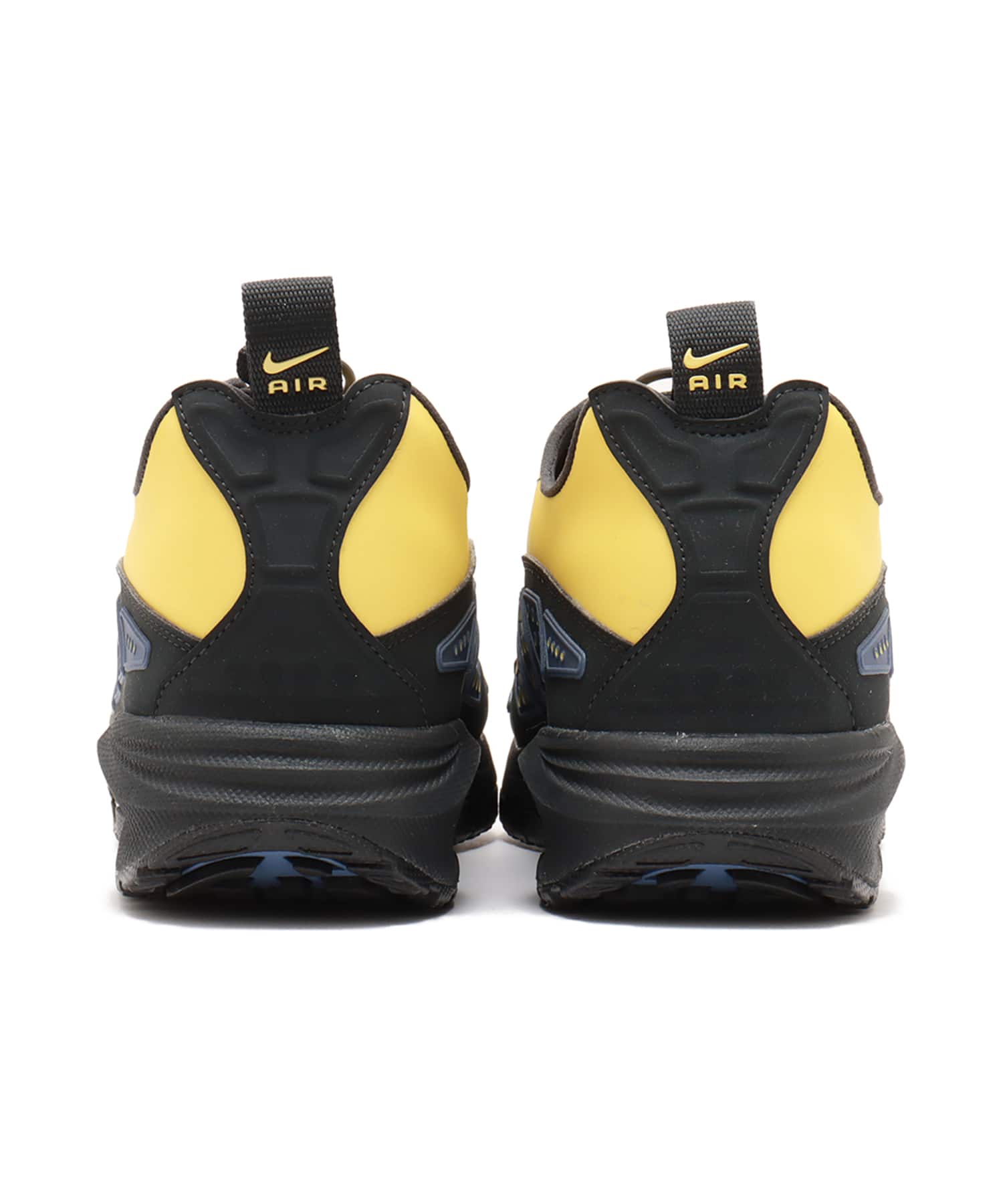 NIKE W AIR MAX SNDR SATURN GOLD/OFF NOIR-DIFFUSED BLUE-BLACKの画像