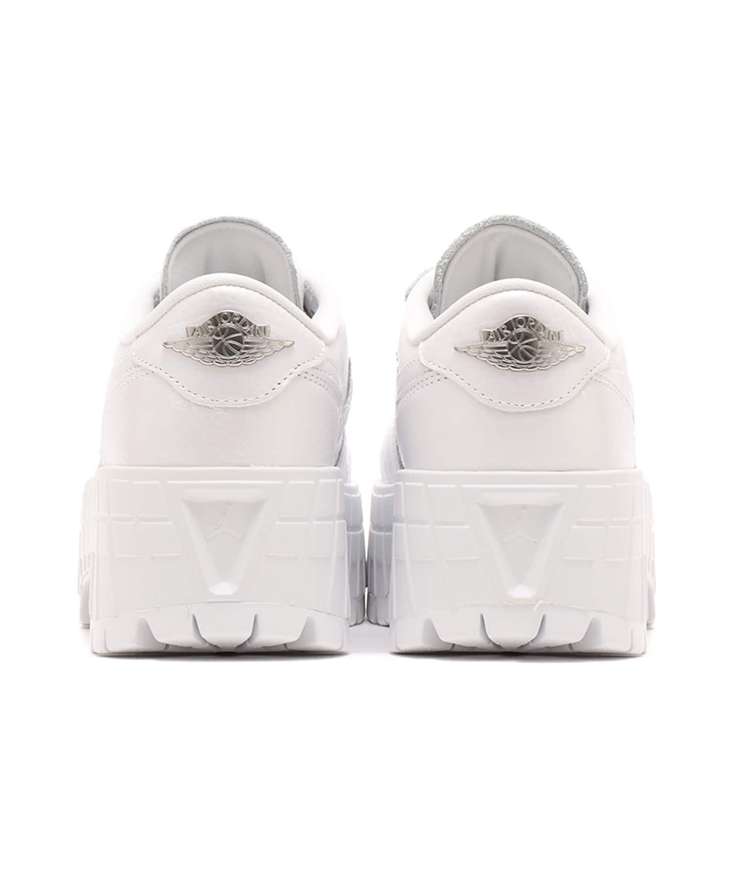 JORDAN BRAND W AIR JORDAN 1 BROOKLYN LOW WHITE/METALLIC SILVERの画像