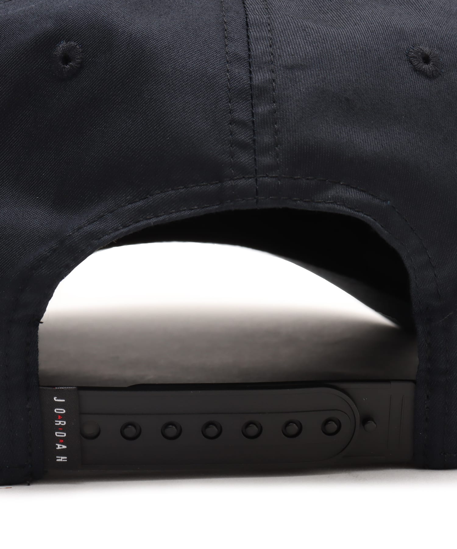 JORDAN BRAND U J RISE CAP S CB SPRT BLACK/WHITEの画像