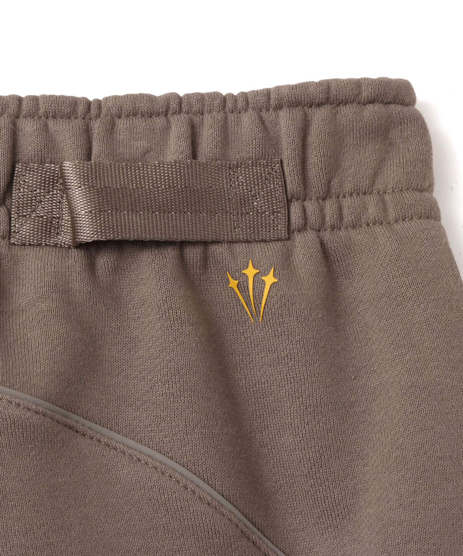 NIKE AS M NRG NOCTA CS PANT FLC OLIVE GREY/YELLOW OCHREの画像