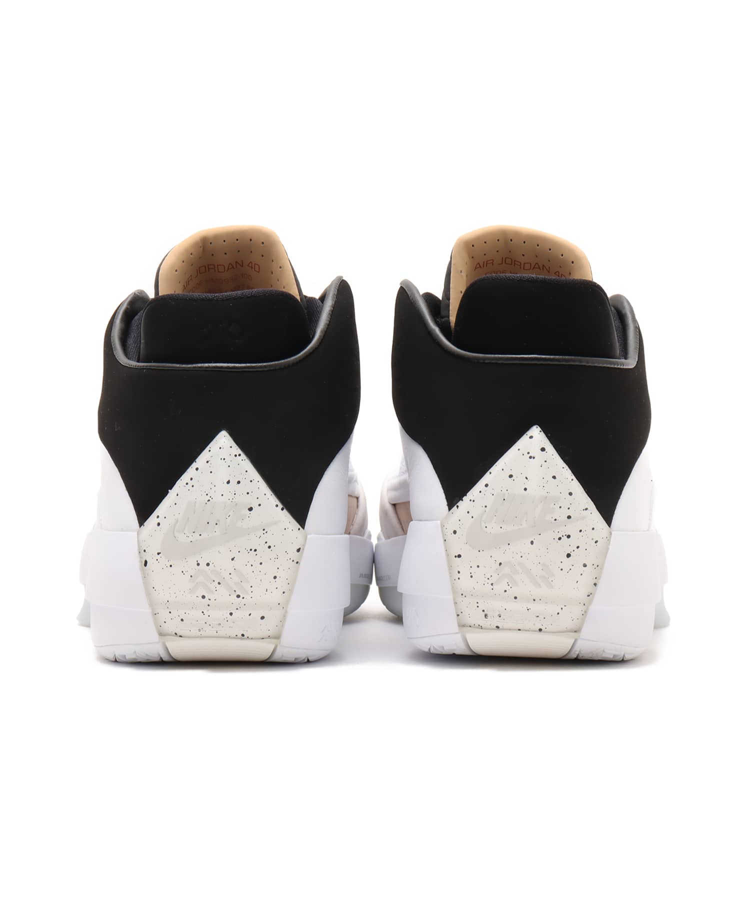 JORDAN BRAND AIR JORDAN 40 PF WHITE/VAST GREY-BLACKの画像