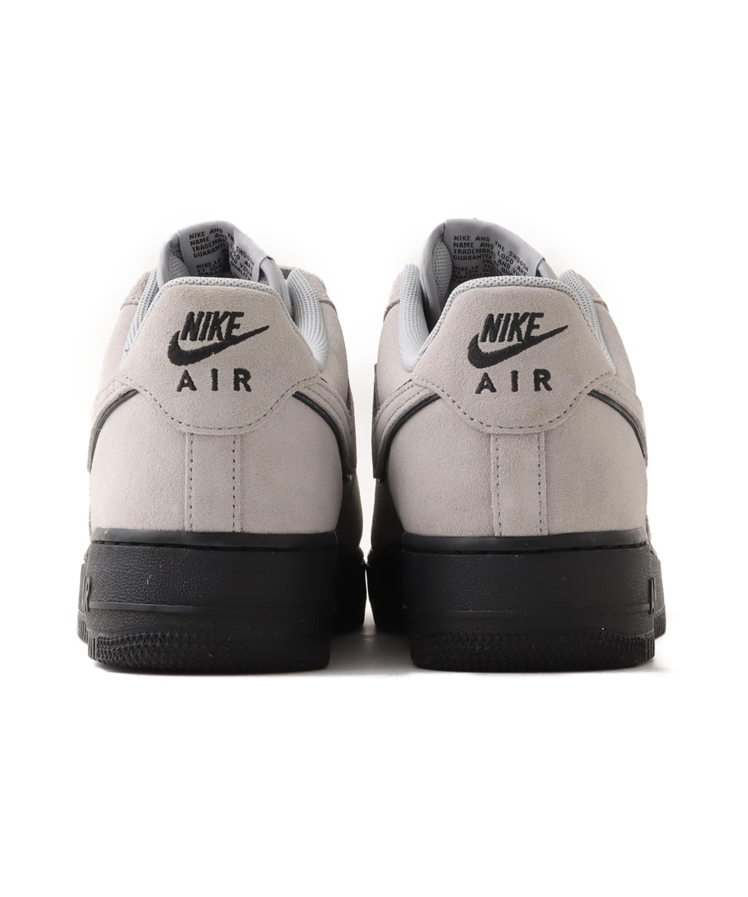NIKE AIR FORCE 1 '07 LV8 LT SMOKE GREY/LT SMOKE GREY-BLACKの画像