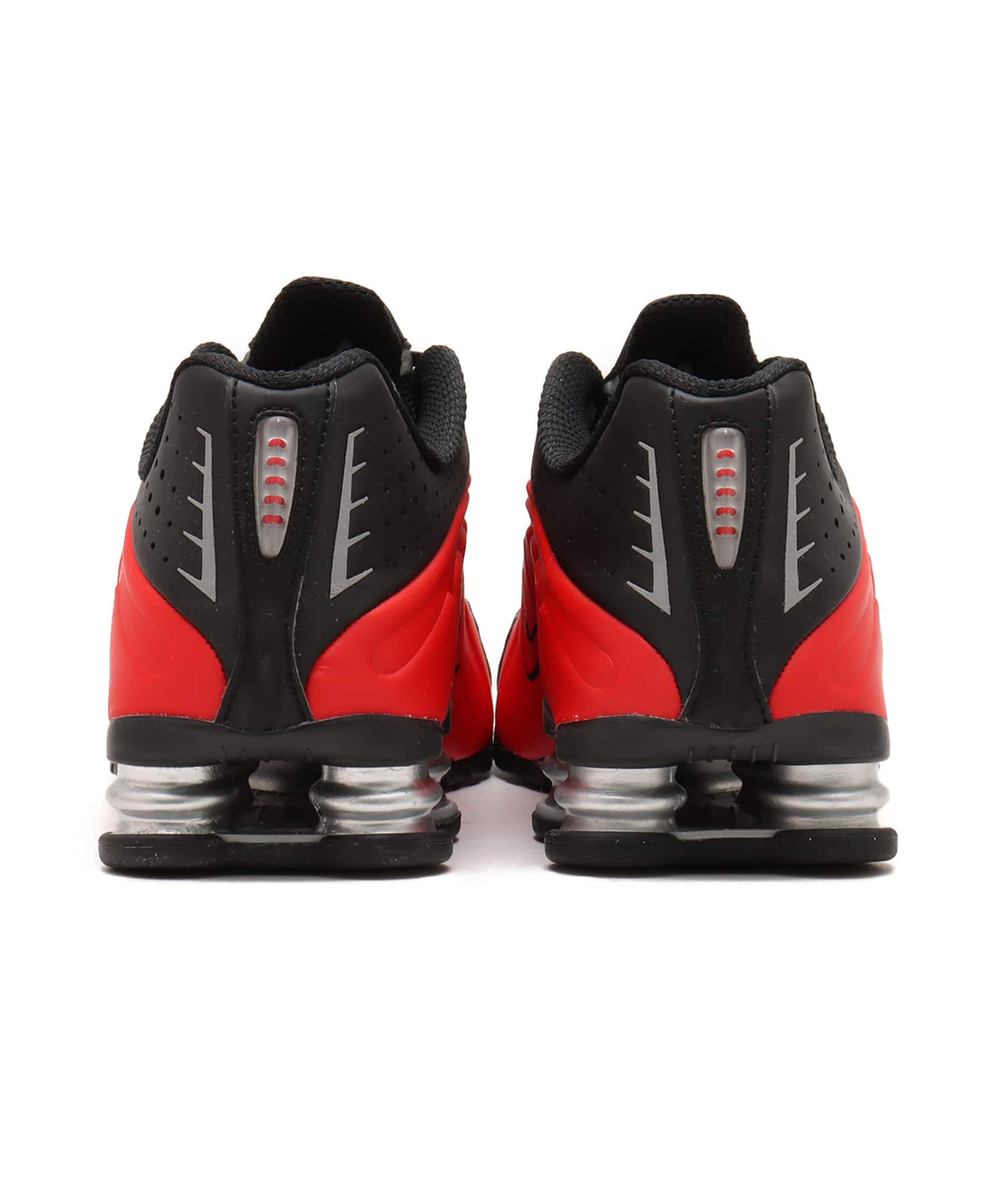 NIKE SHOX R4 UNIVERSITY RED/UNIVERSITY RED-BLACKの画像