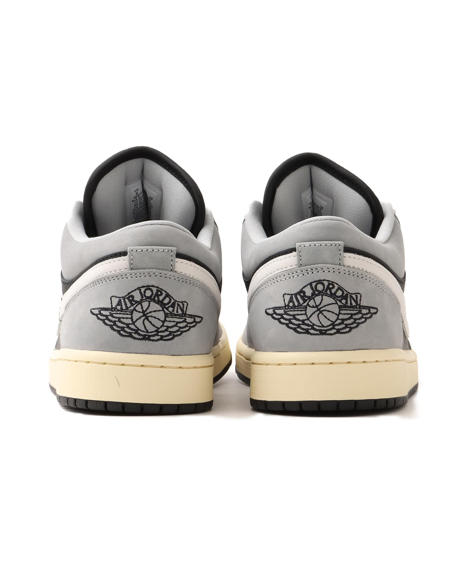 JORDAN BRAND AIR JORDAN 1 LOW SE LT SMOKE GREY/BLACK-SAIL-MUSLINの画像