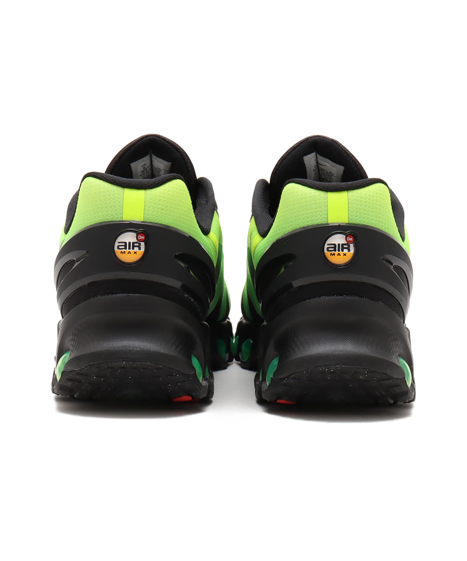 NIKE AIR MAX DN8 AMD BLACK/BLACK-GREEN STRIKE-VOLTの画像