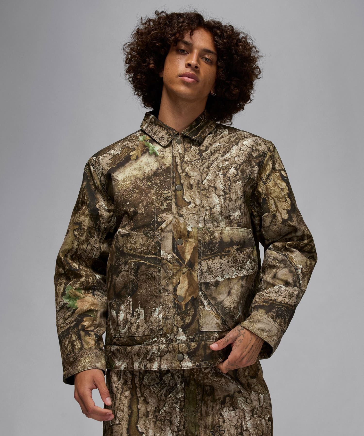 JORDAN BRAND M J FLT CHI JKT RLT MEDIUM OLIVE/SAILの画像