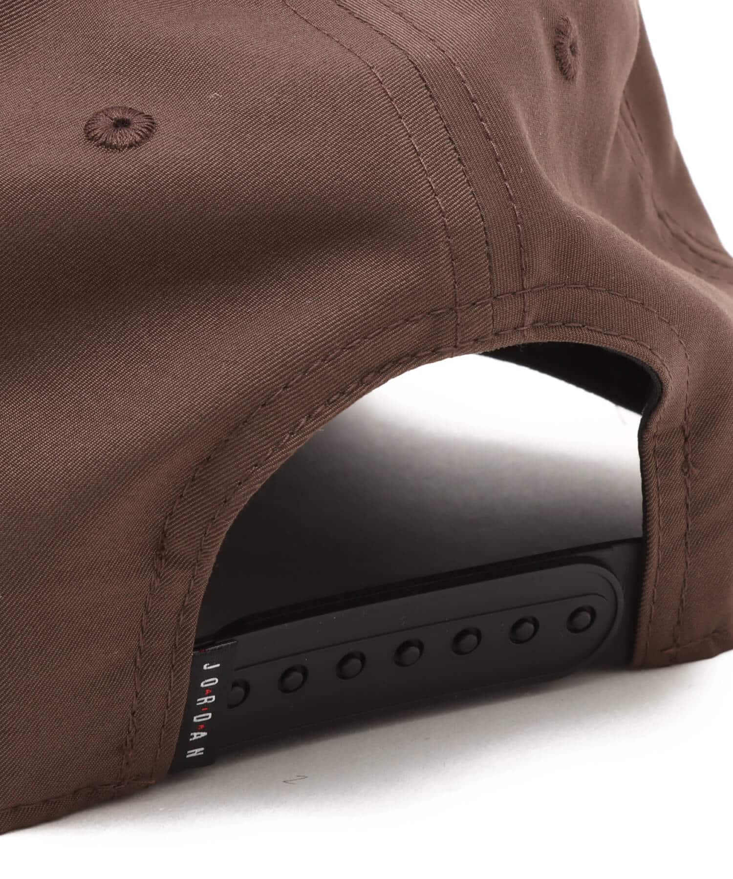 JORDAN BRAND U J RISE CAP S CB RLT BAROQUE BROWN/BLACKの画像