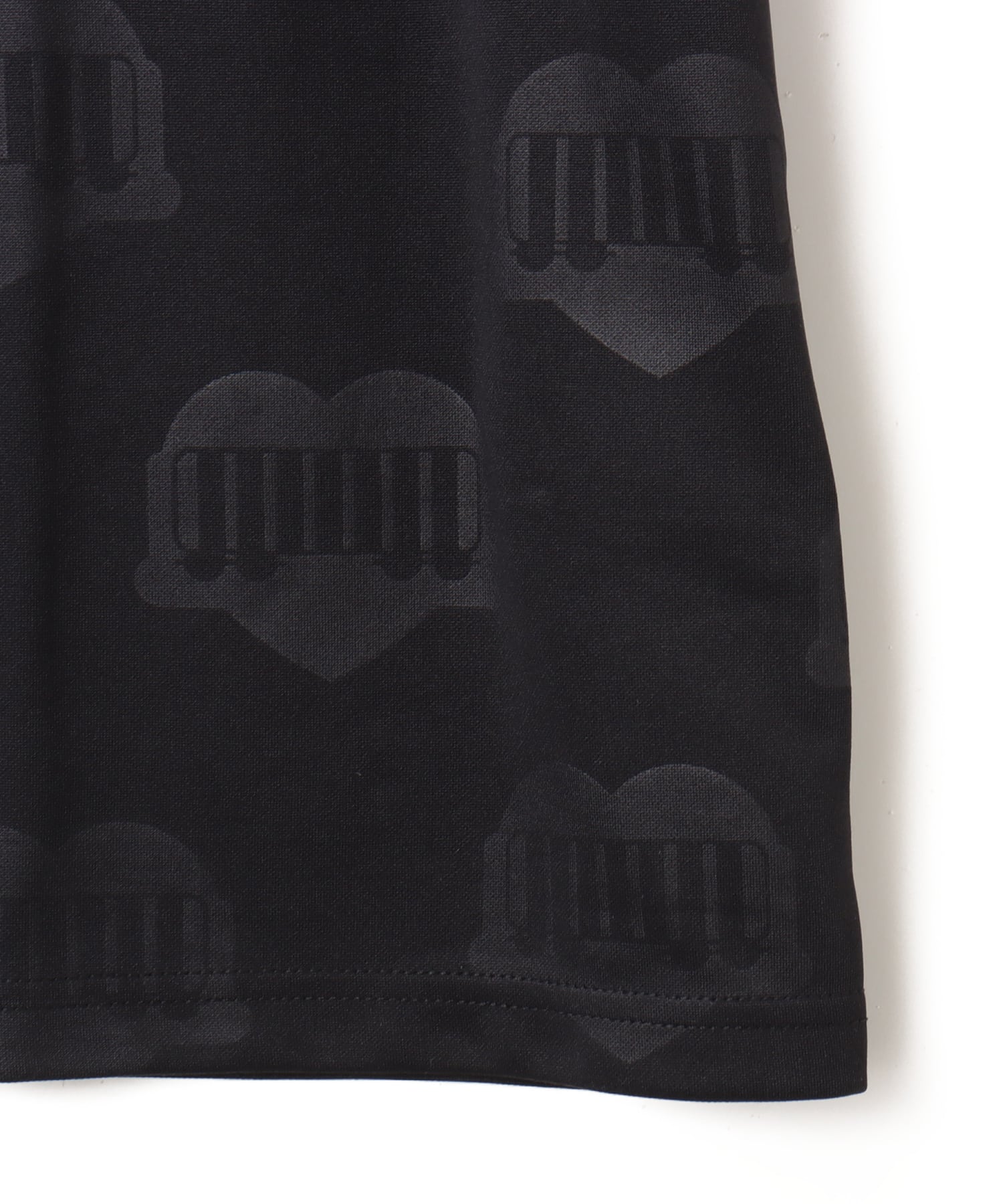 CARHARTT S/S HARTT’S FOOTBALL T-SHIRT Heart Train Jacquard, Blackの画像