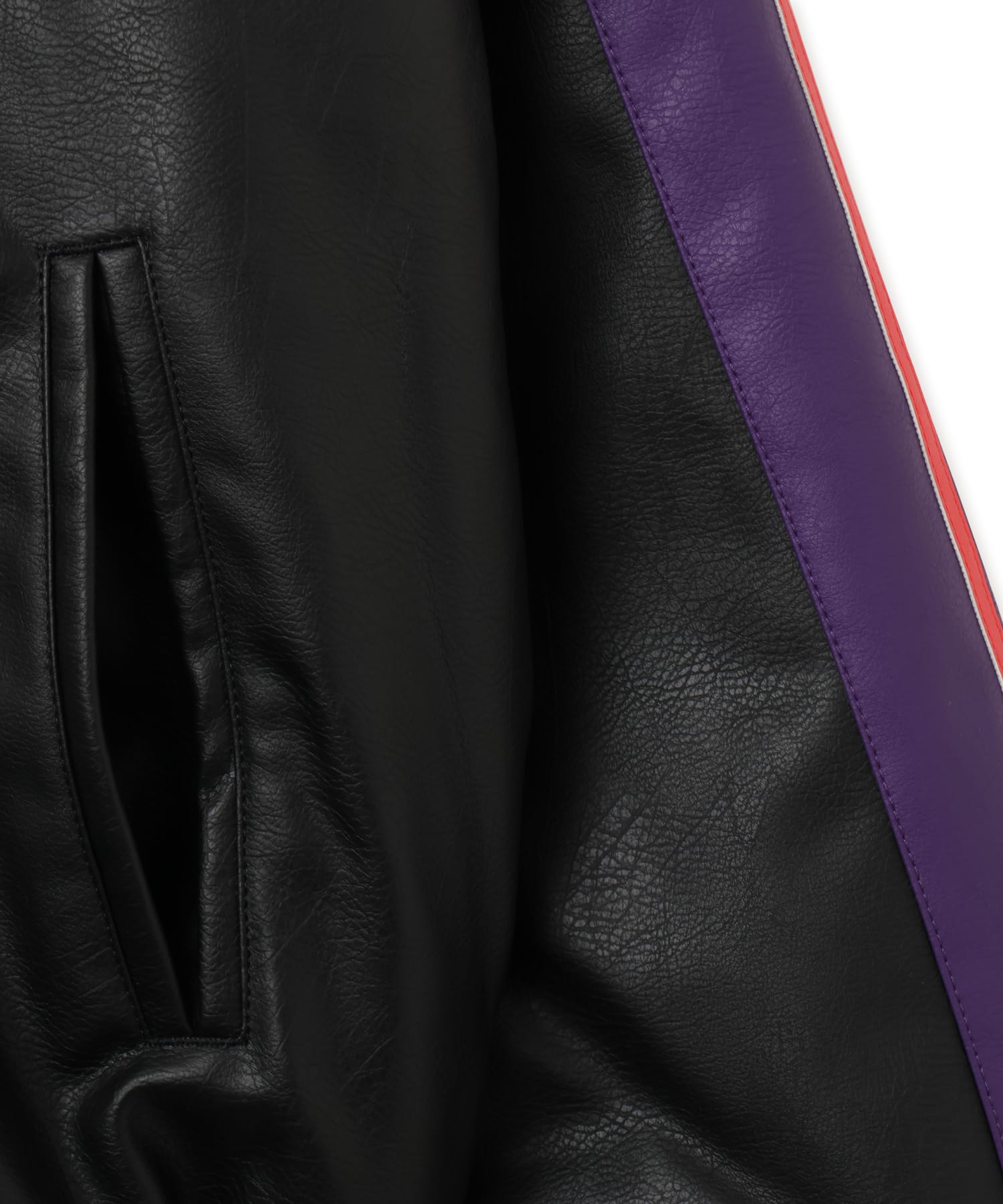 adidas POKEMON 8BALL JACKET ブラック/バイオレットの画像