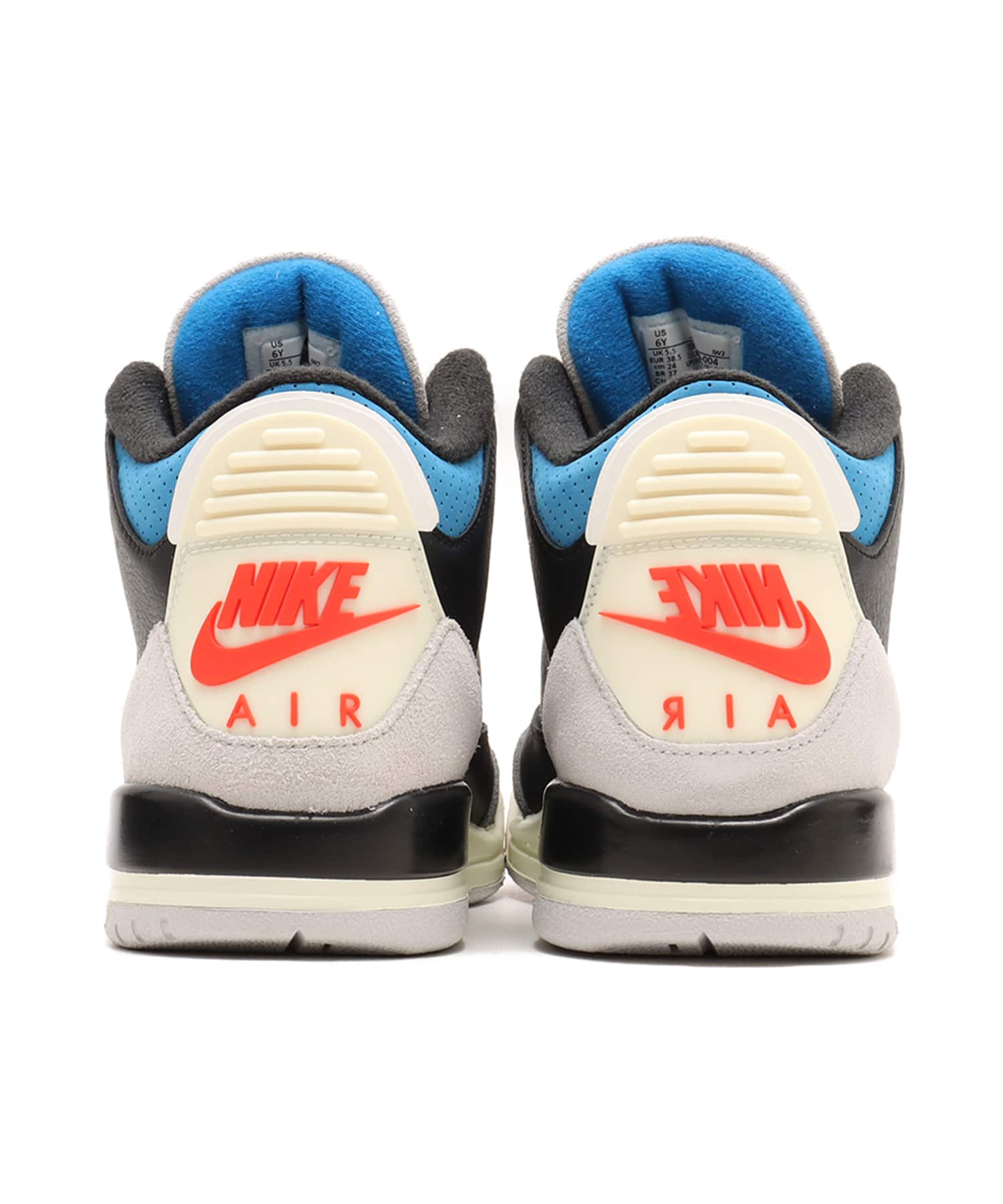 JORDAN BRAND AIR JORDAN 3 RETRO OG (GS) BLACK/CHILE RED-NEUTRAL GREYの画像