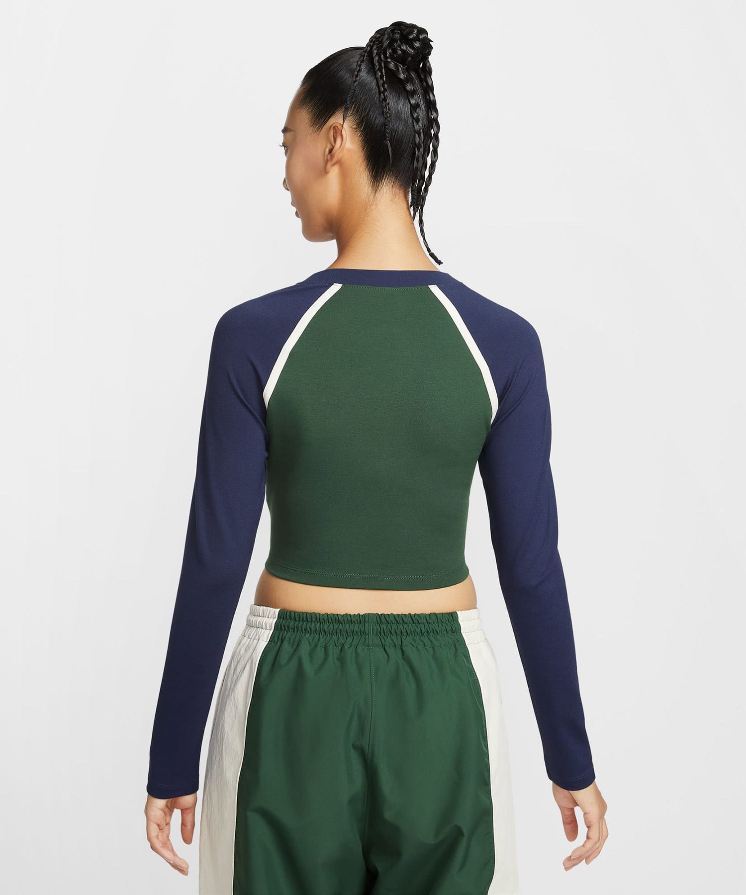 NIKE AS W NSW STREET LS BODY BOLD C GREENの画像