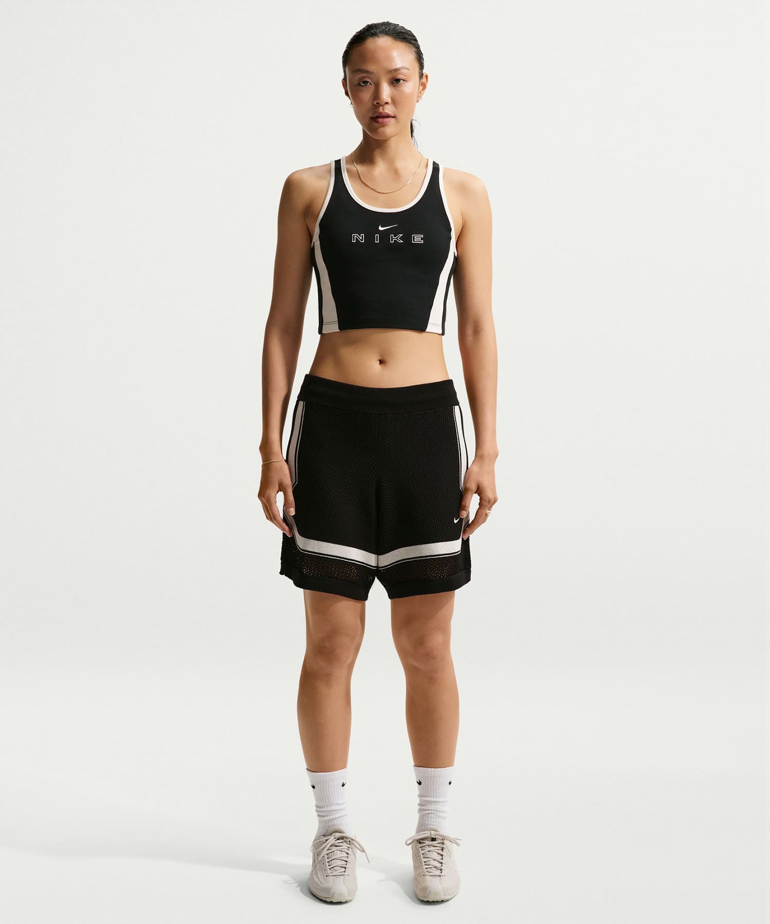 NIKE AS W NSW STREET GX TANK BLACK/(CHALK)の画像