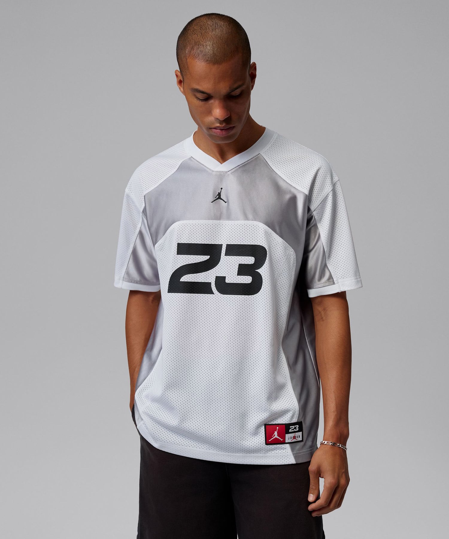 JORDAN BRAND M J FLT JERSEY SS TOP WHITE/LT SMOKE GREY/(BLACK)の画像