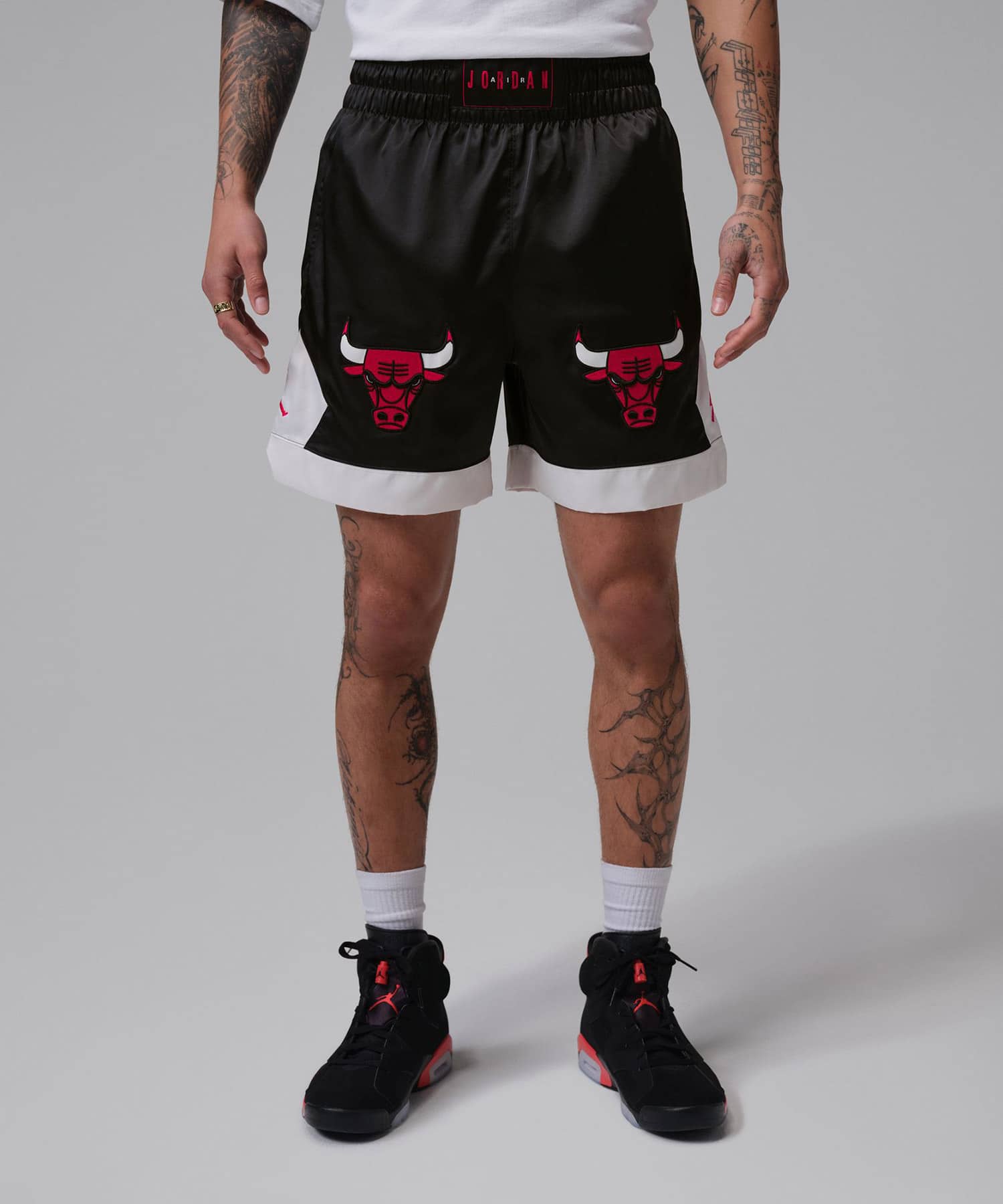 JORDAN BRAND M J FLT MUAY THAI SHORT BLACK/SAIL/(UNIVERSITY RED)の画像