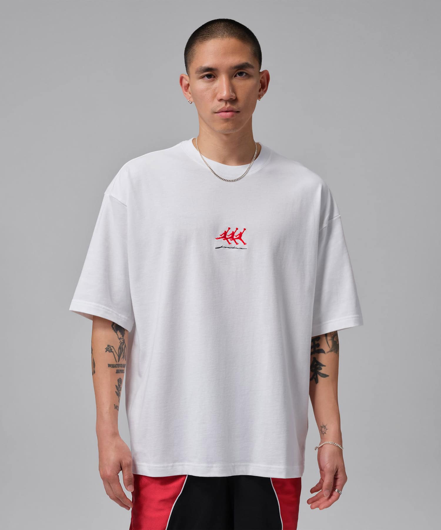 JORDAN BRAND M J FLT GFX OVSZ SS CREW WHITEの画像