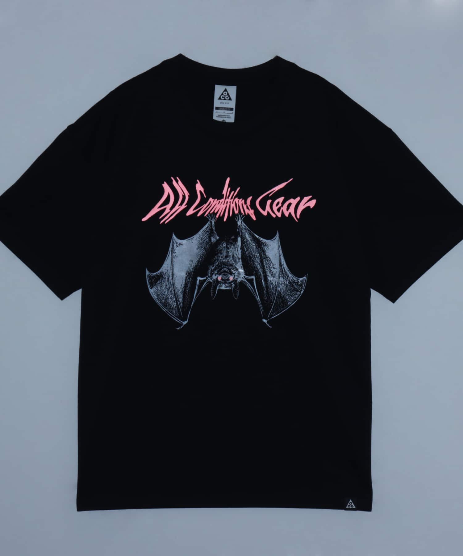 NIKE AS M ACG DF TEE LSE CAMP BATS BLACKの画像