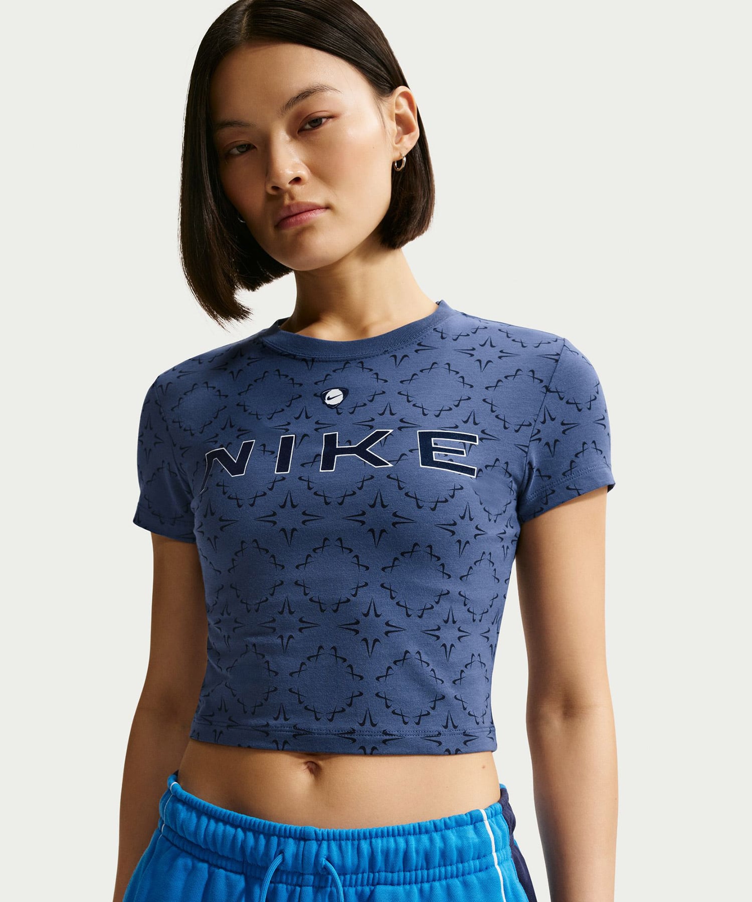 NIKE AS W NSW CHLLKNT CRP SPRTIQUE MYSTIC NAVY/OBSIDIANの画像